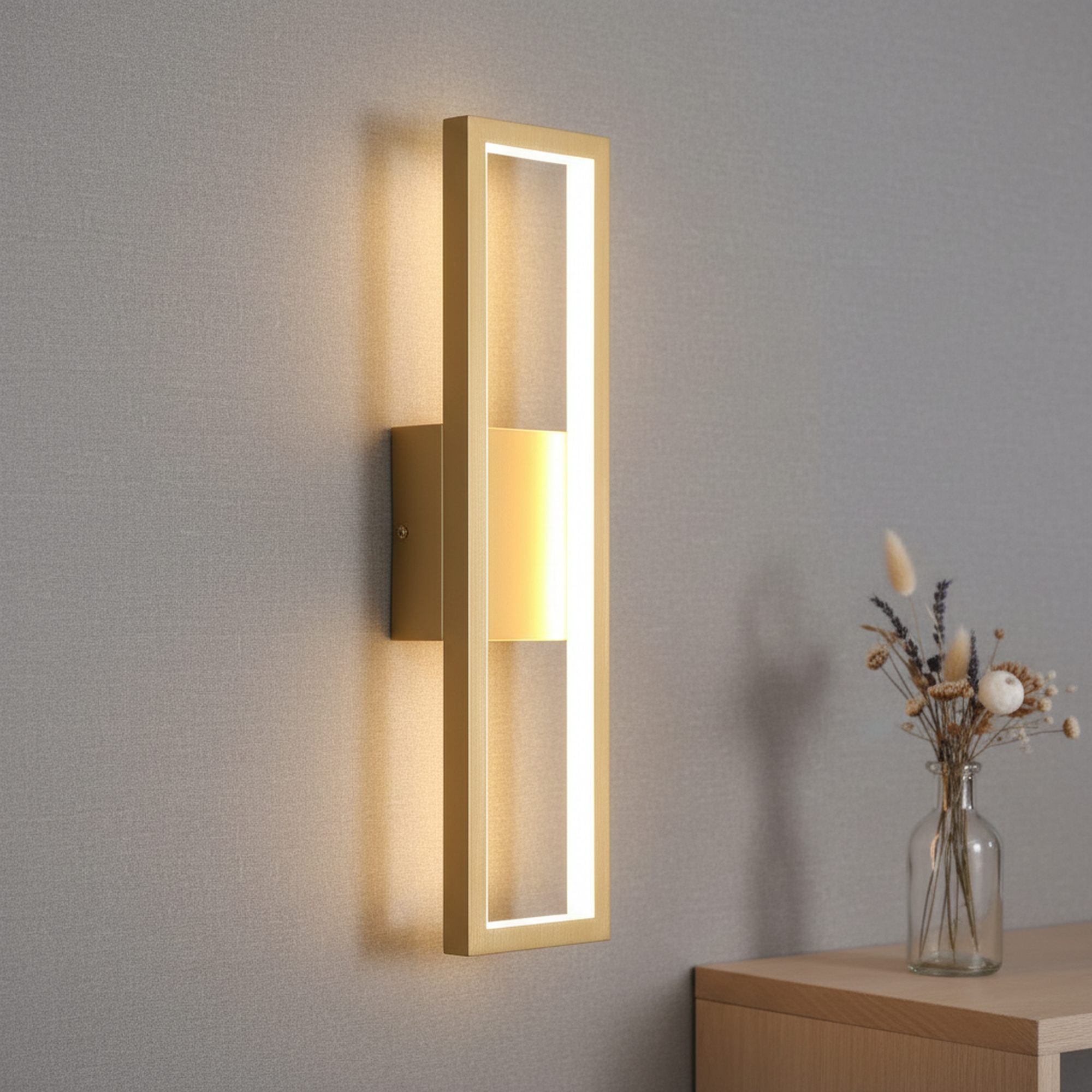 H18" Single Modern LED Triac Dimmable Black/Gold Wall Sconce