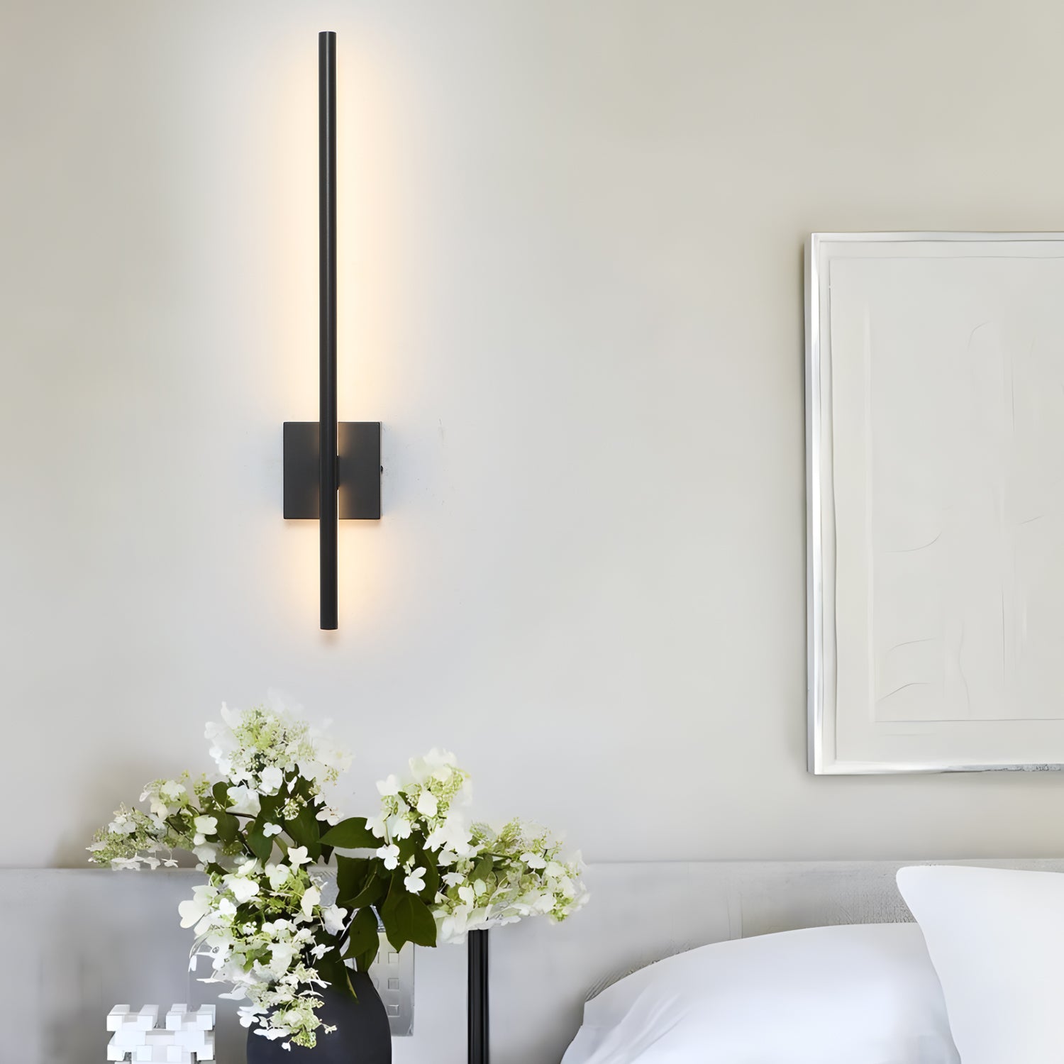 28"/36"/44" Single Cylinder Minimalist Triac Dimmable LED Black Wall Sconce